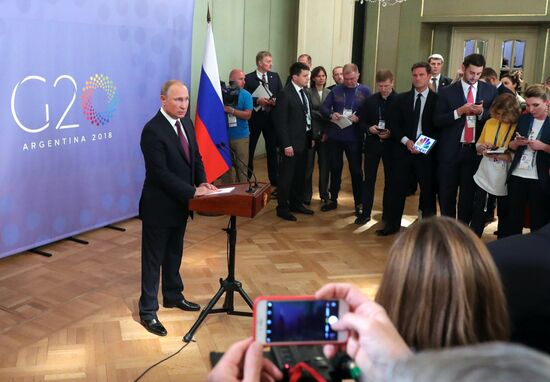 Официальный визит президента РФ В. Путина в Аргентину. День второй