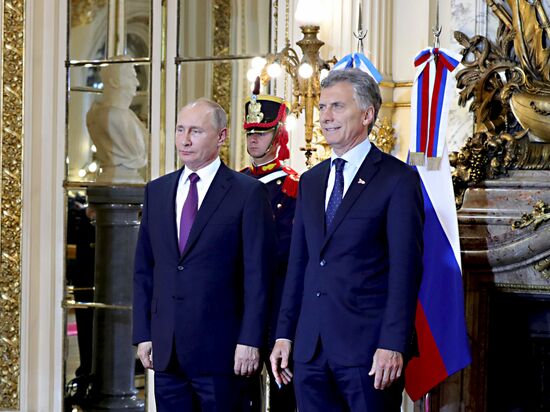 Официальный визит президента РФ В. Путина в Аргентину. День второй