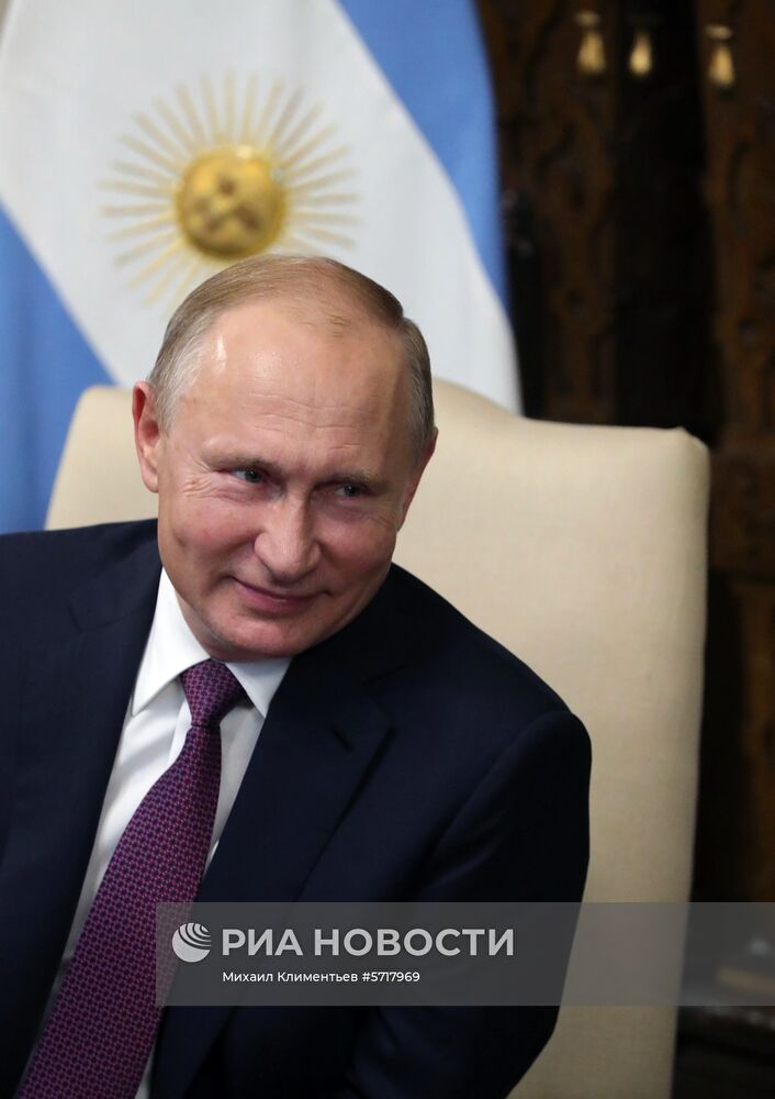 Официальный визит президента РФ В. Путина в Аргентину. День второй