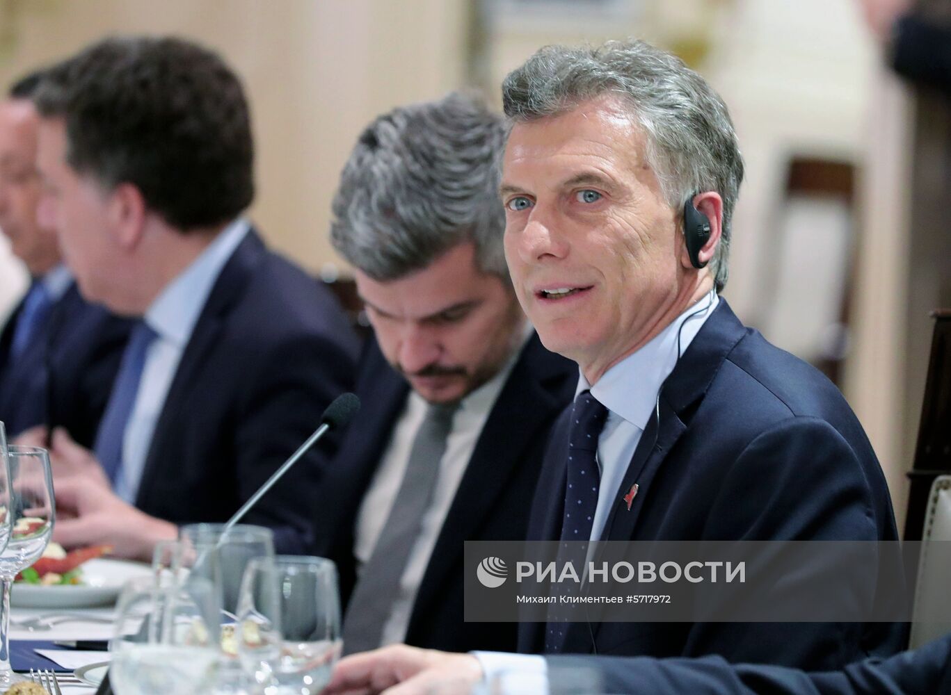 Официальный визит президента РФ В. Путина в Аргентину. День второй