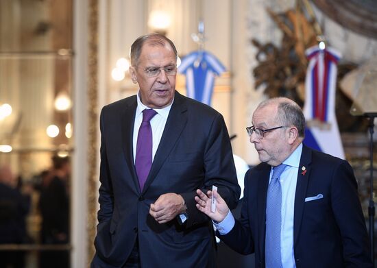 Официальный визит президента РФ В. Путина в Аргентину. День второй