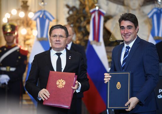 Официальный визит президента РФ В. Путина в Аргентину. День второй