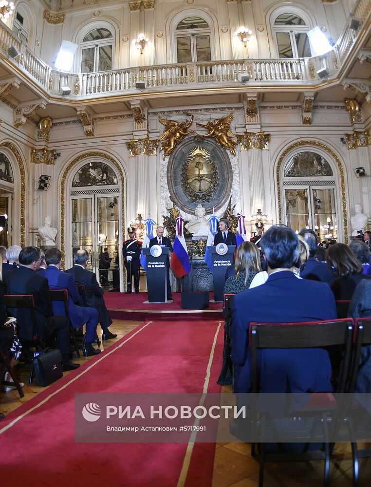 Официальный визит президента РФ В. Путина в Аргентину. День второй