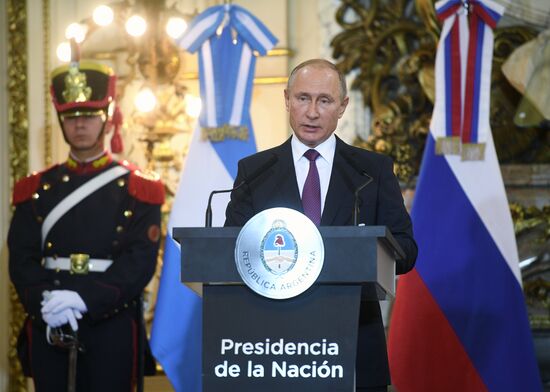 Официальный визит президента РФ В. Путина в Аргентину. День второй