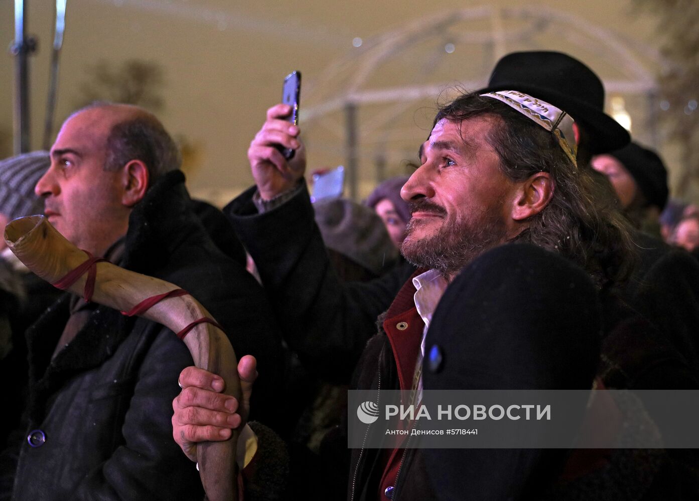 Церемония зажжения ханукальной свечи в Москве