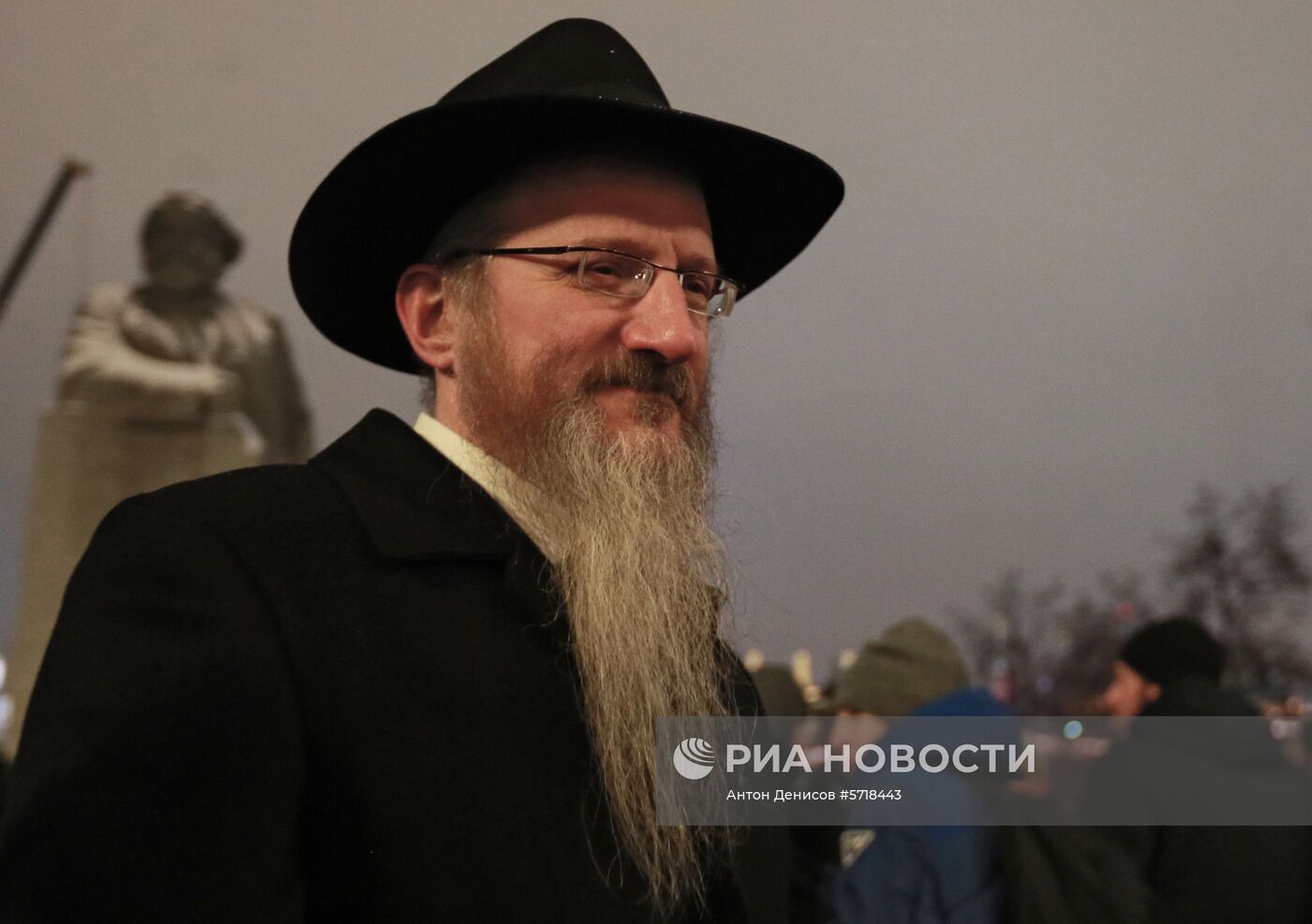 Церемония зажжения ханукальной свечи в Москве