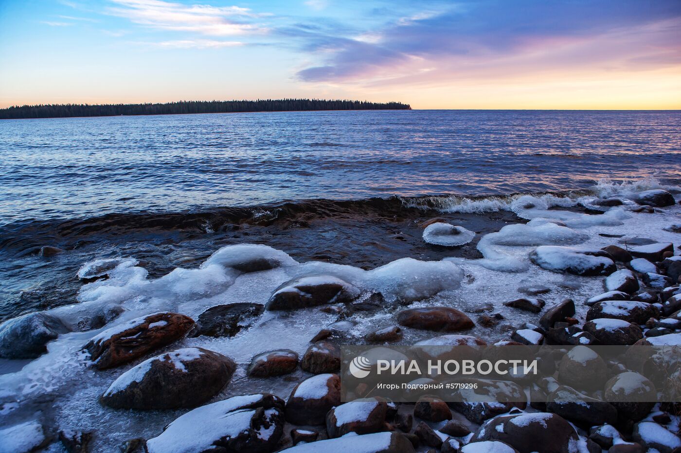 Онежское озеро в Карелии