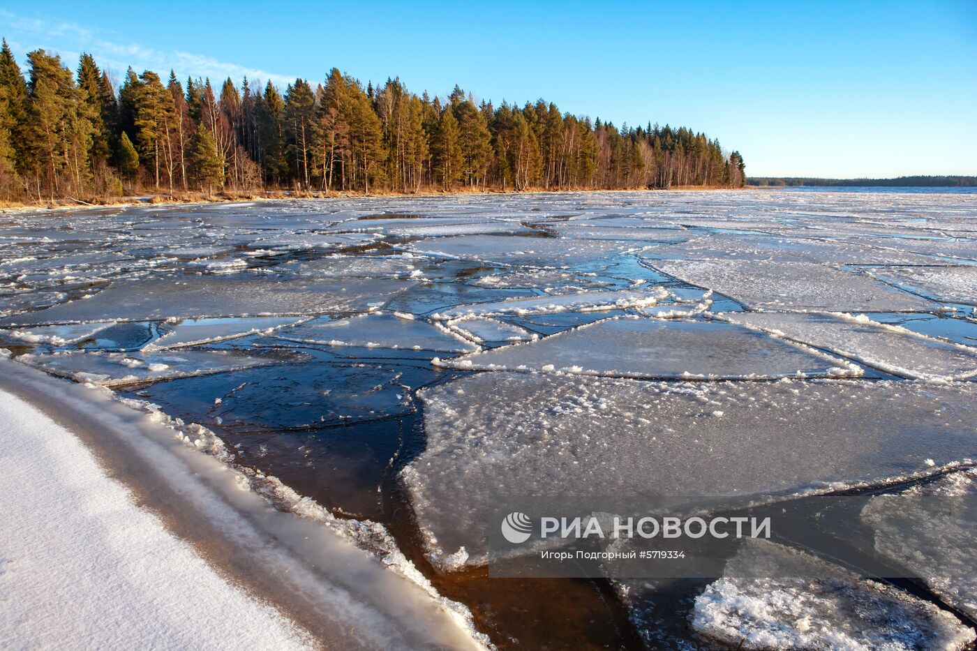 Онежское озеро в Карелии