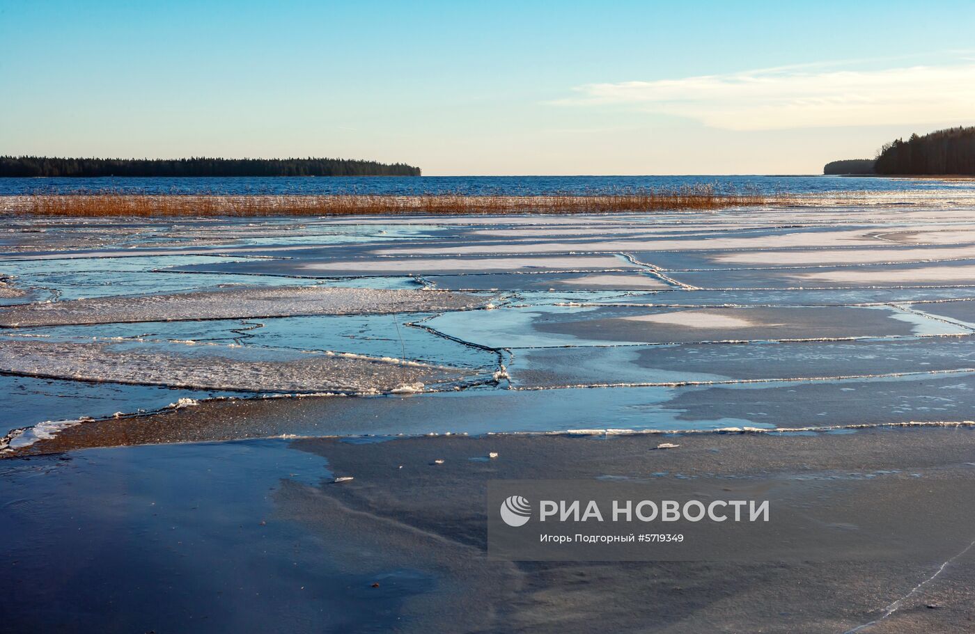 Онежское озеро в Карелии