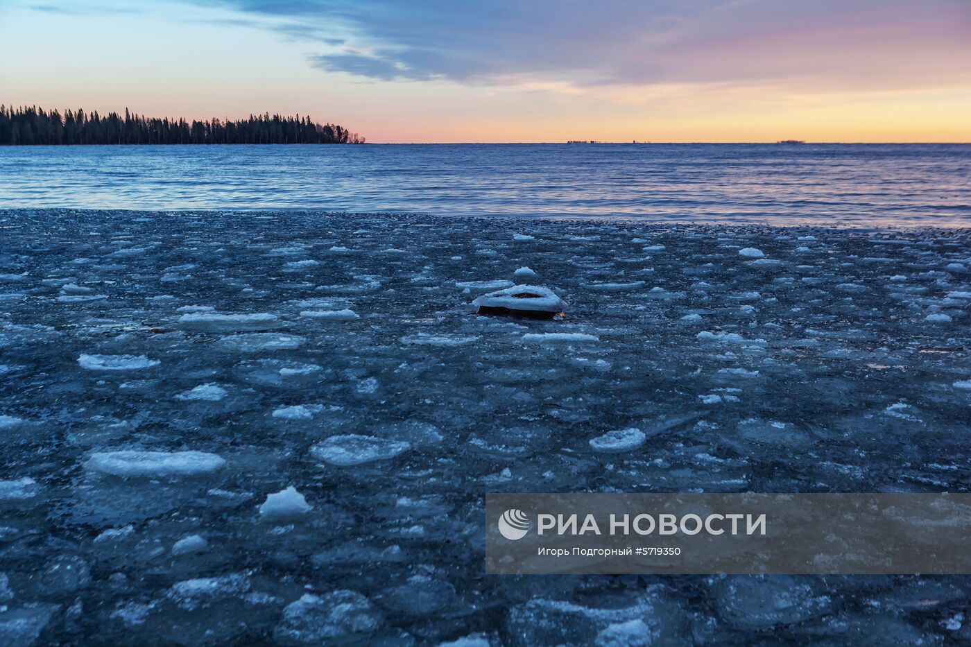Онежское озеро в Карелии