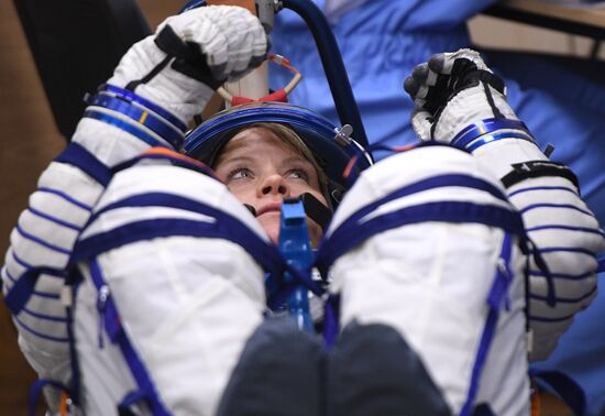 Старт РН "Союз-ФГ" с кораблем "Союз МС-11" с космодрома Байконур