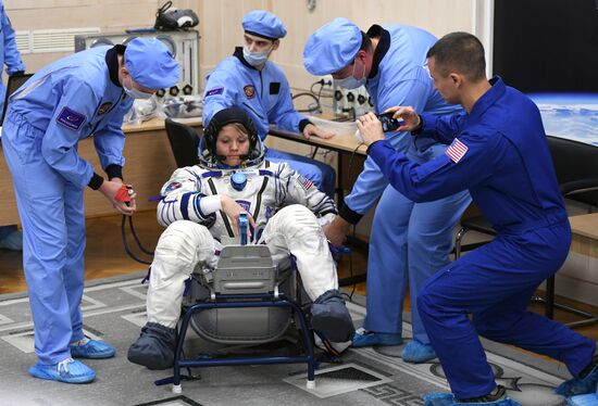 Старт РН "Союз-ФГ" с кораблем "Союз МС-11" с космодрома Байконур