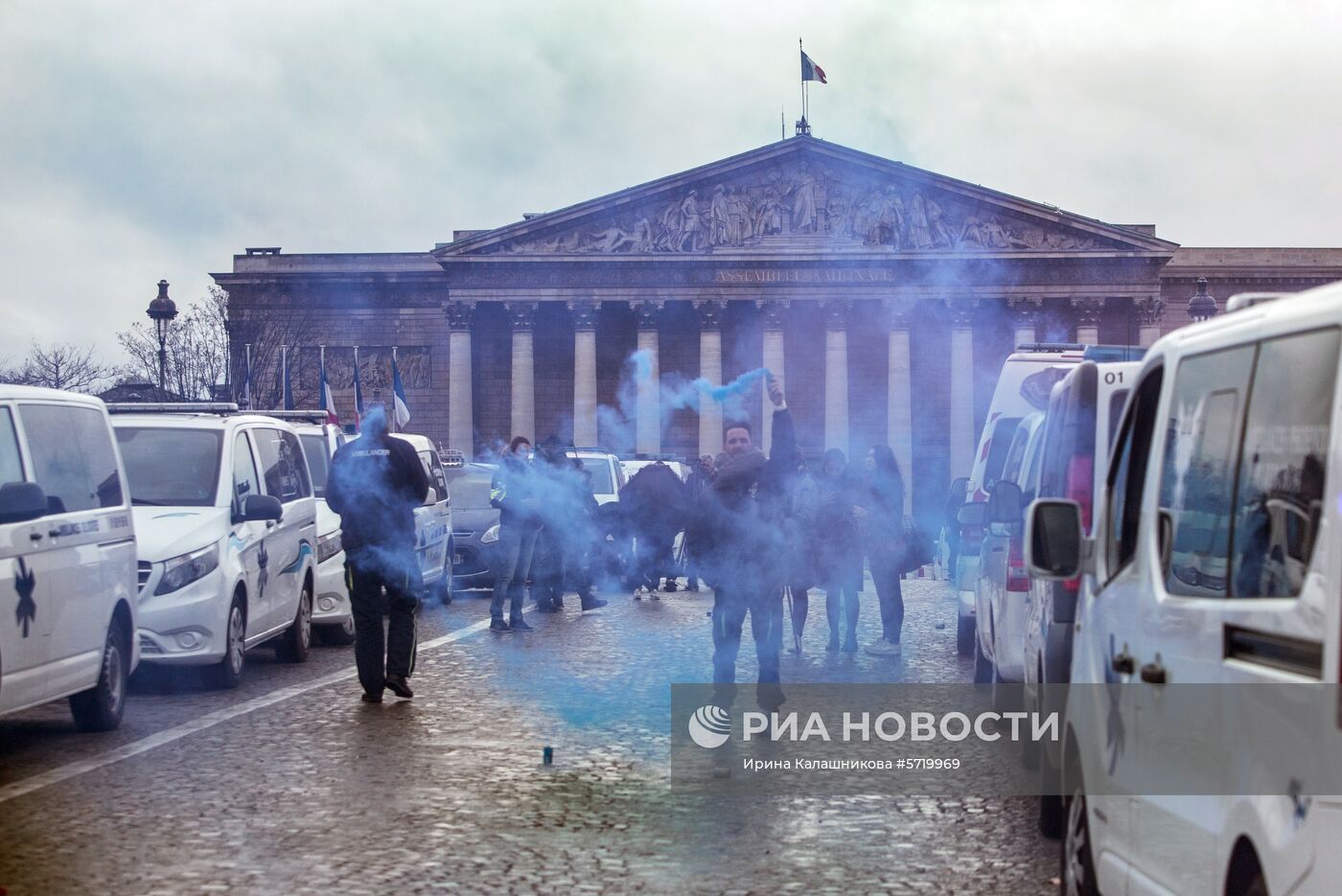 Забастовка работников скорой помощи в Париже