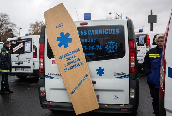 Забастовка работников скорой помощи в Париже