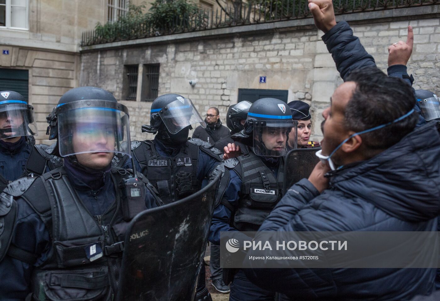 Забастовка работников скорой помощи в Париже
