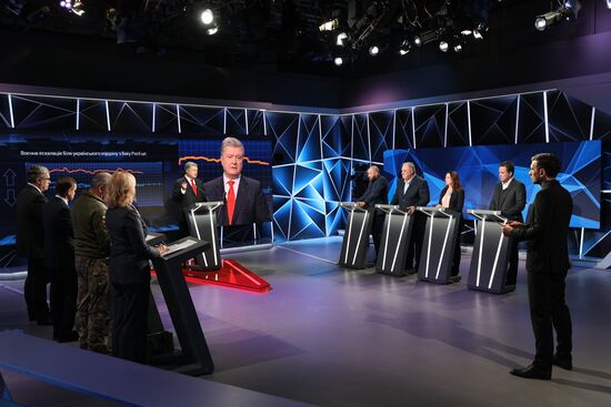 Президент Украины П. Порошенко принял участие в ток-шоу "Свобода слова" на канале ICTV