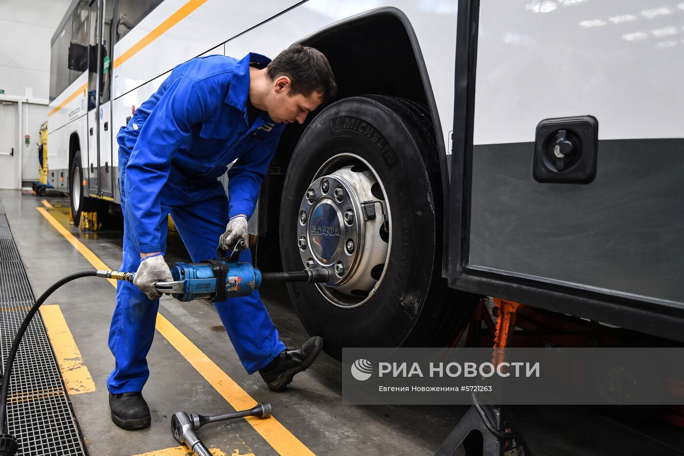 Обслуживание автобусов Мострансавто в сервисном центре "Скания"