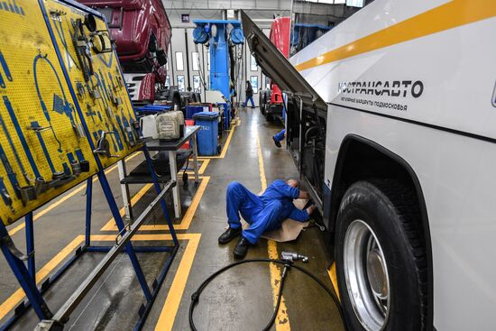 Обслуживание автобусов Мострансавто в сервисном центре "Скания"