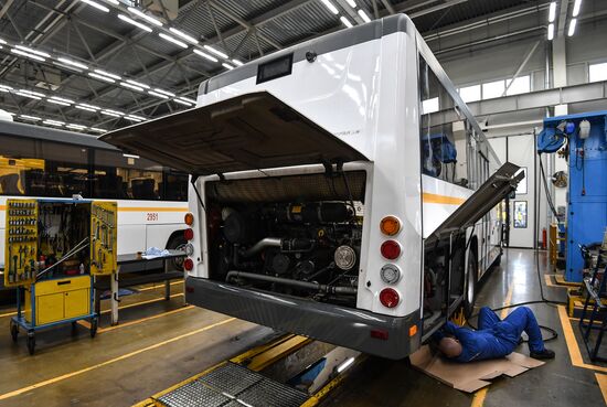 Обслуживание автобусов Мострансавто в сервисном центре "Скания"