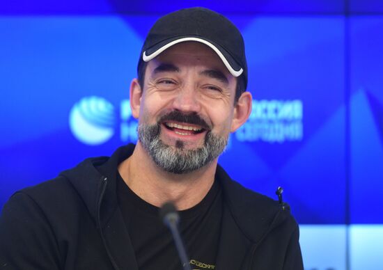 Презентация альбома Д. Певцова "Баллада о Высоцком" 