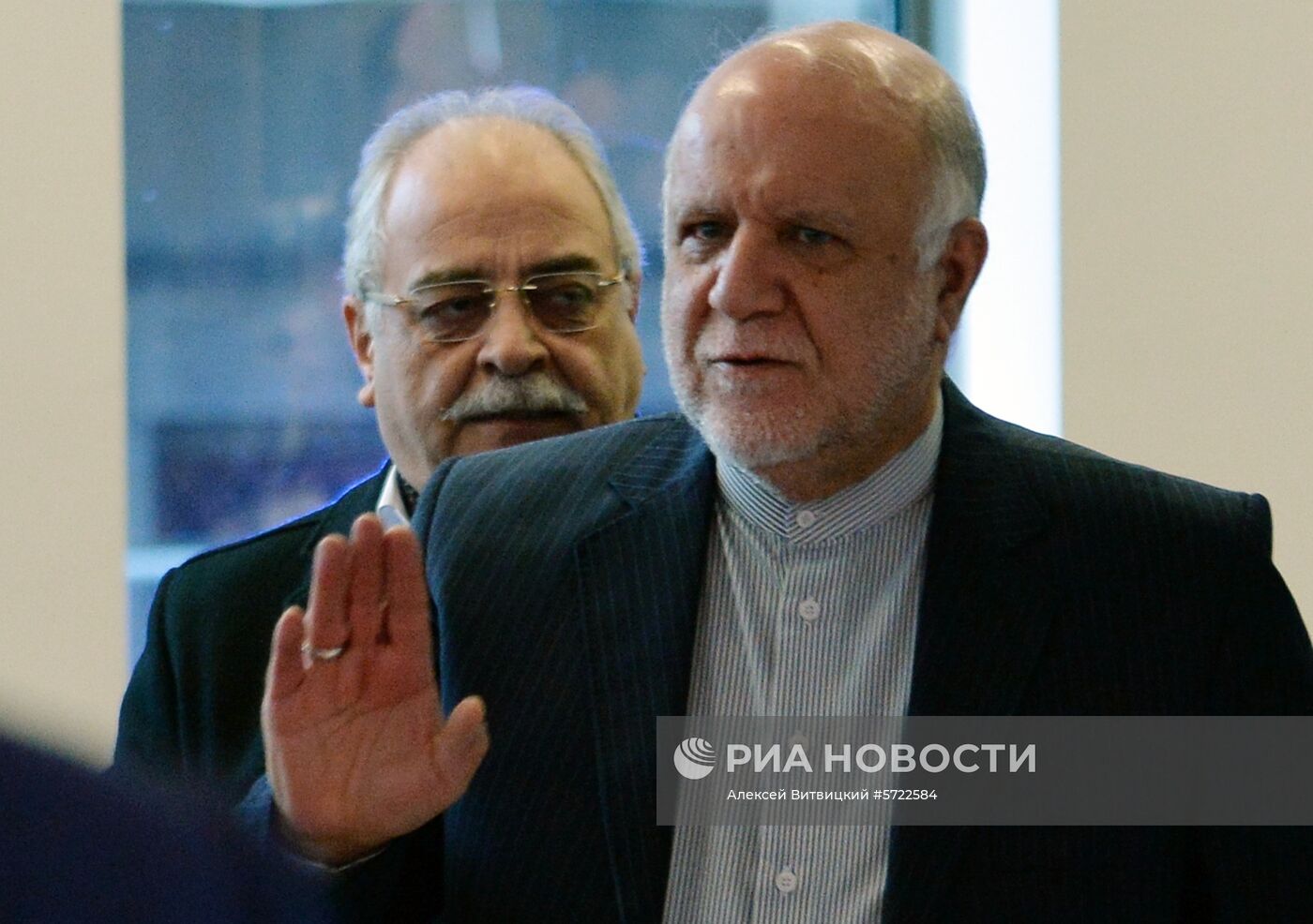 Заседание Организации стран-экспортеров нефти (ОПЕК)