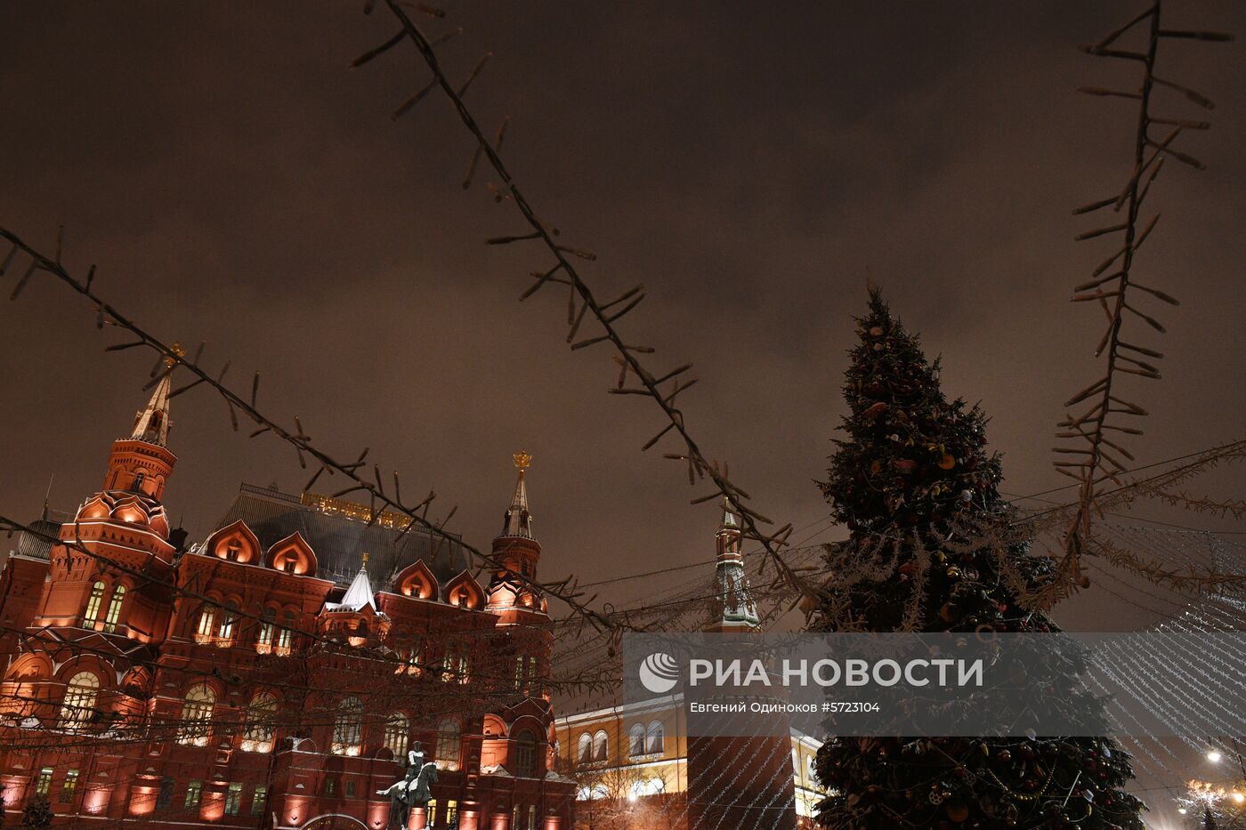 Украшение Москвы к Новому году