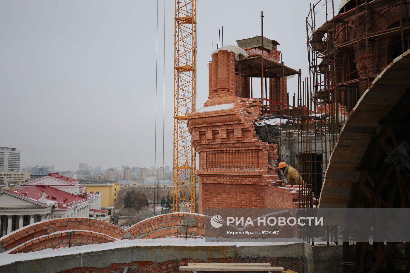 Строительство храма Александра Невского в Волгограде