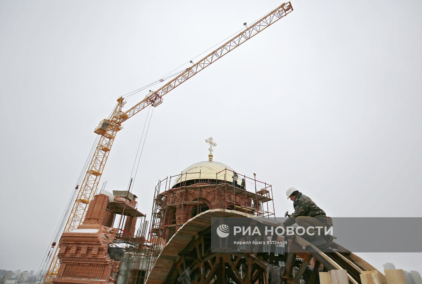 Строительство храма Александра Невского в Волгограде