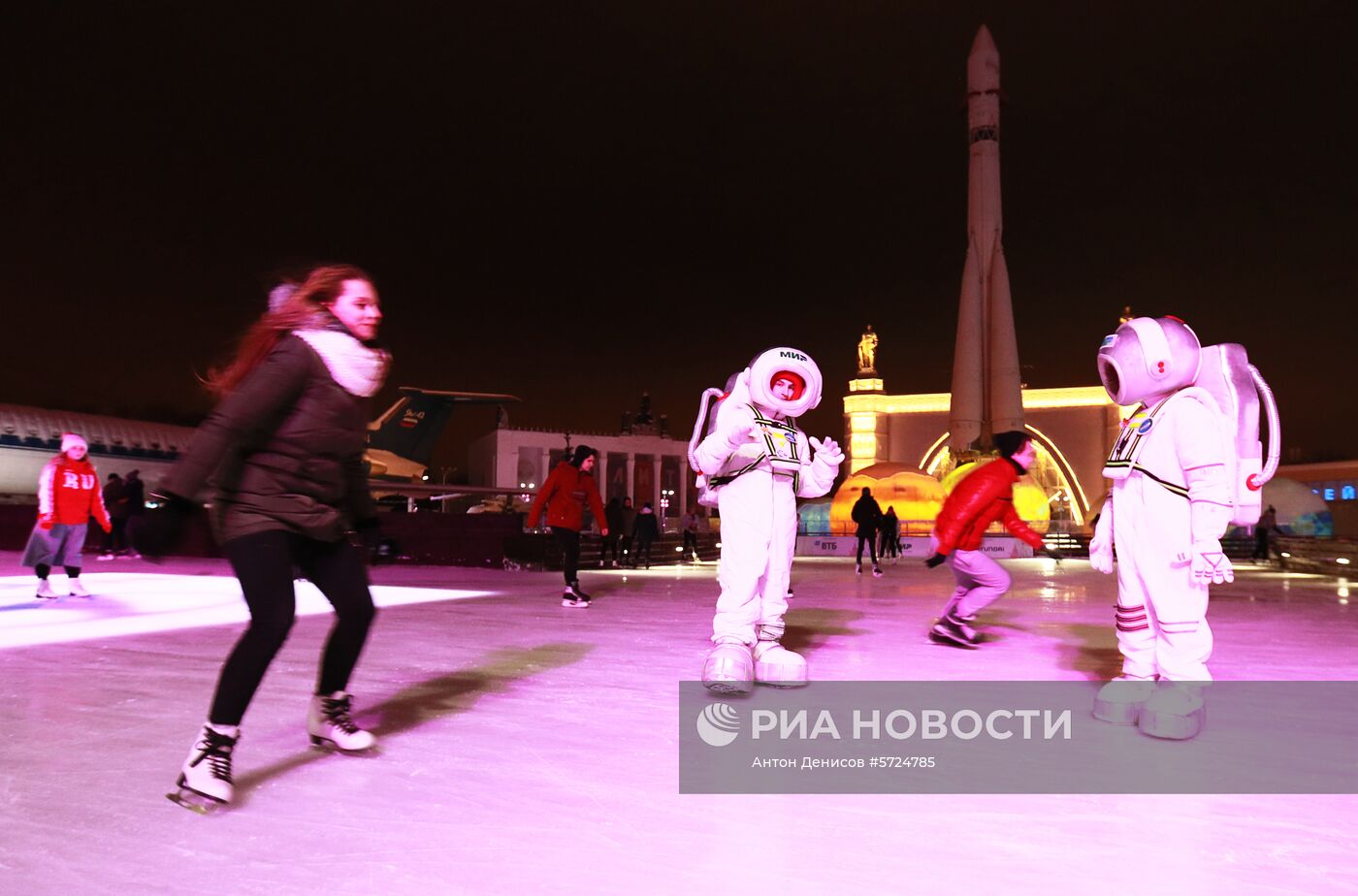 Каток на ВДНХ