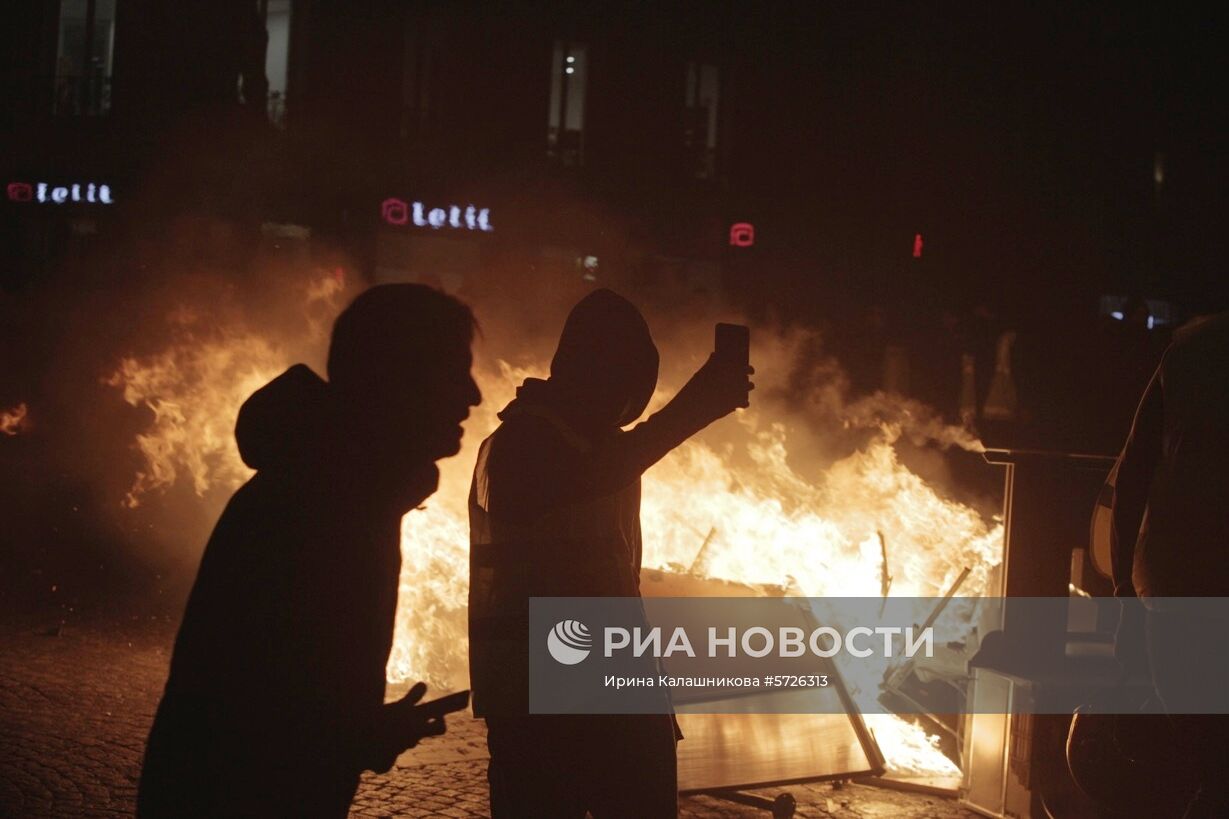 Акция протеста автомобилистов в Париже