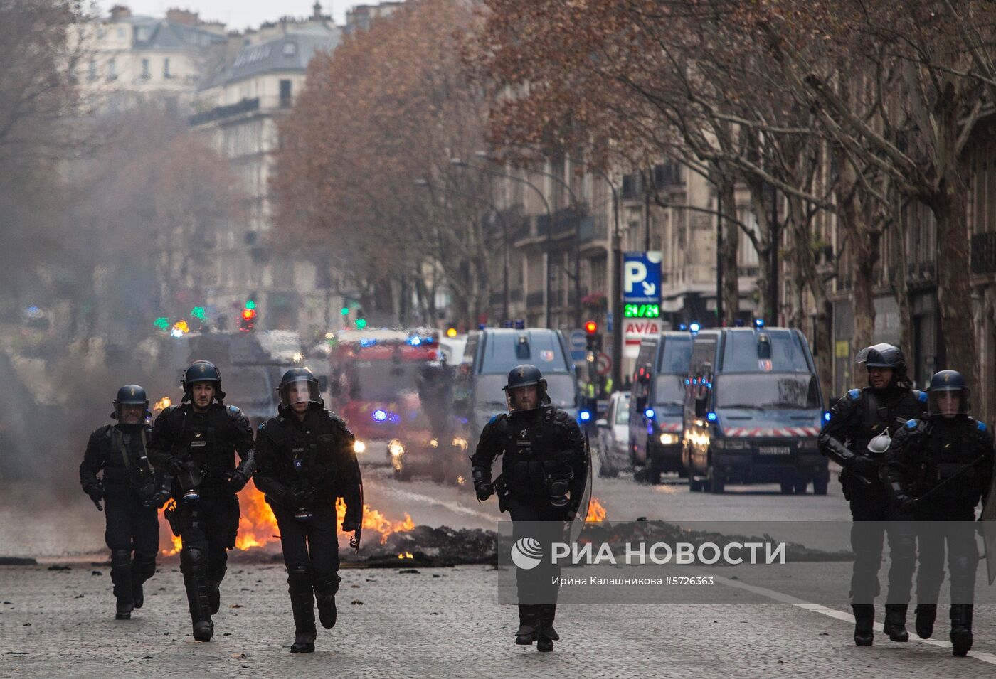 Акция протеста автомобилистов в Париже