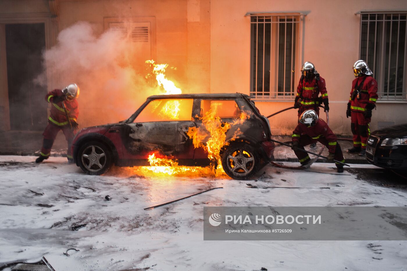 Акция протеста автомобилистов в Париже