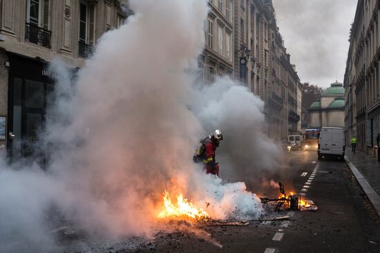 Акция протеста автомобилистов в Париже