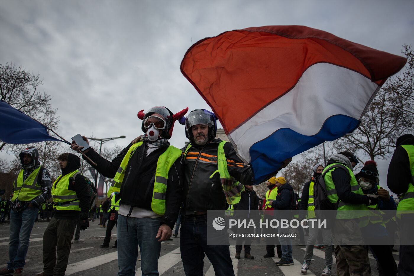 Акция протеста автомобилистов в Париже