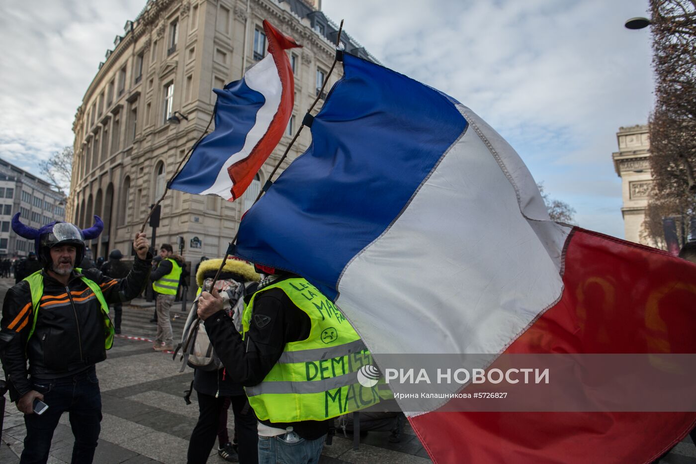 Акция протеста автомобилистов в Париже
