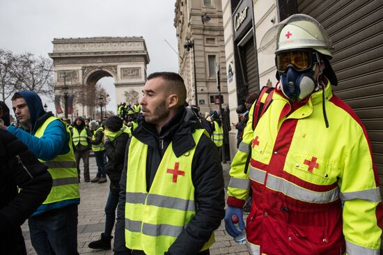 Акция протеста автомобилистов в Париже