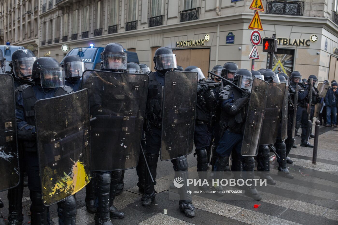 Акция протеста автомобилистов в Париже