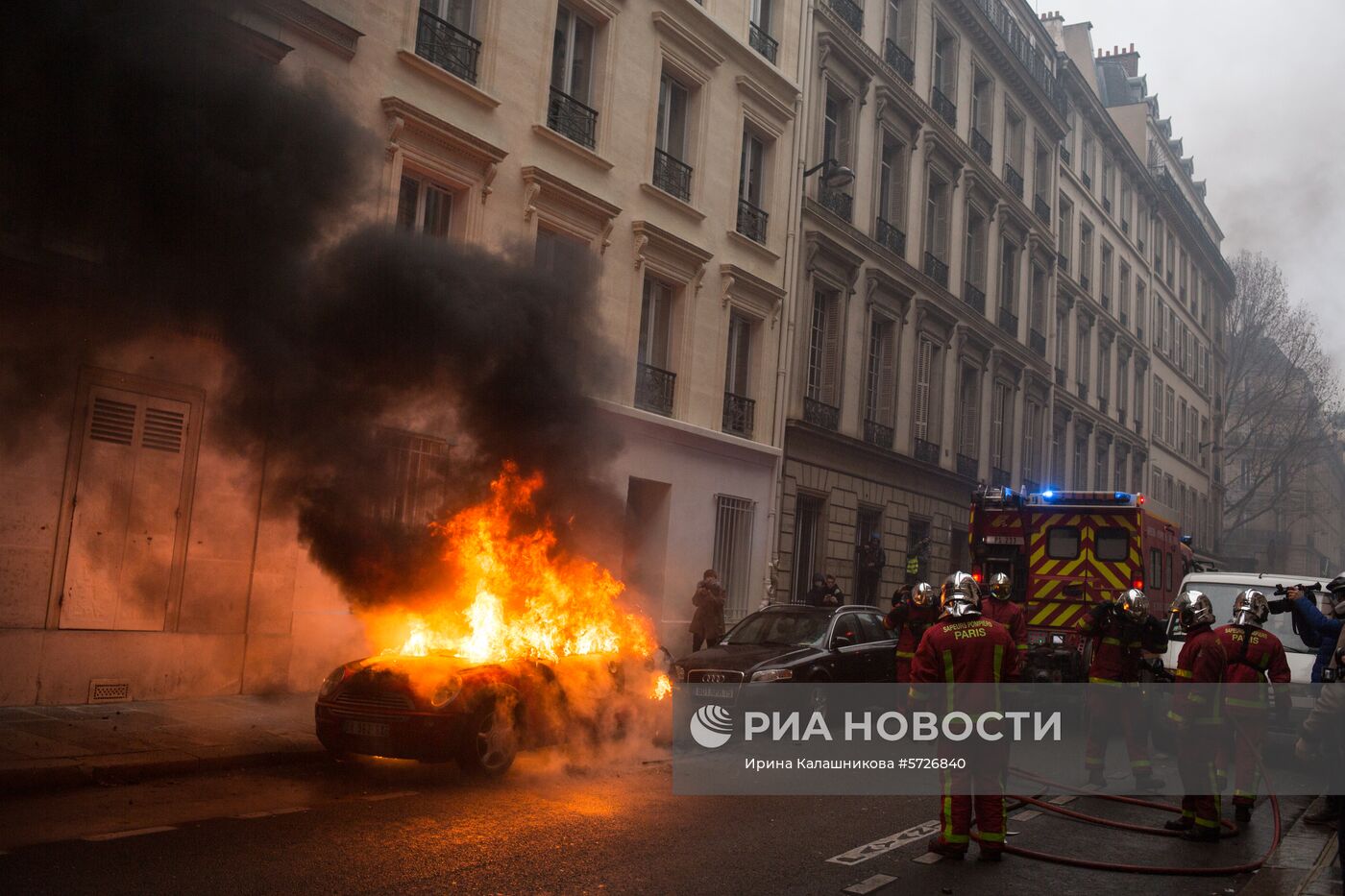 Акция протеста автомобилистов в Париже