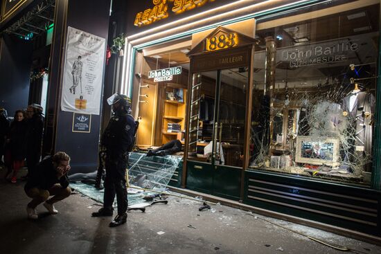 Акция протеста автомобилистов в Париже