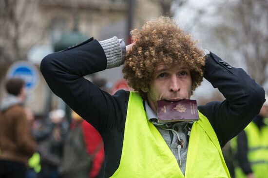 Акция протеста автомобилистов в Париже