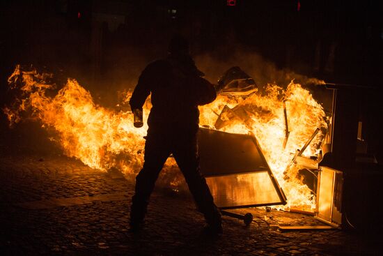 Акция протеста автомобилистов в Париже