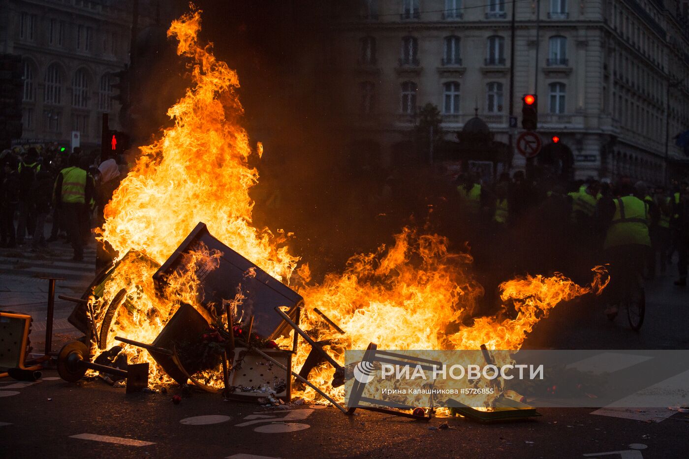 Акция протеста автомобилистов в Париже