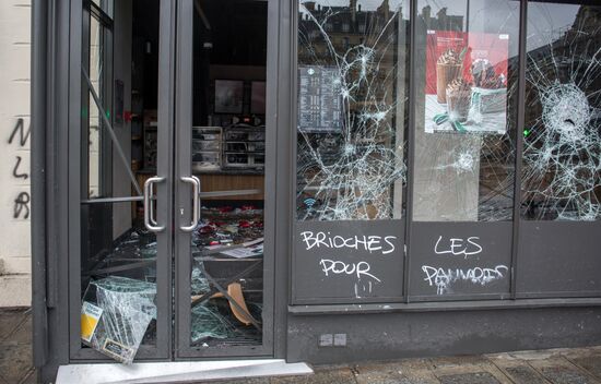 Последствия протестов в Париже 