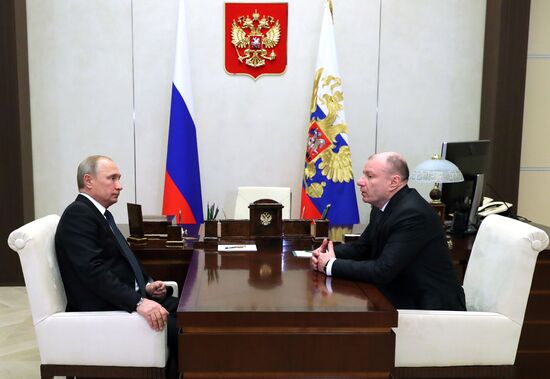Президент РФ В. Путин встретился с главой правления "Норильский никель" В. Потаниным