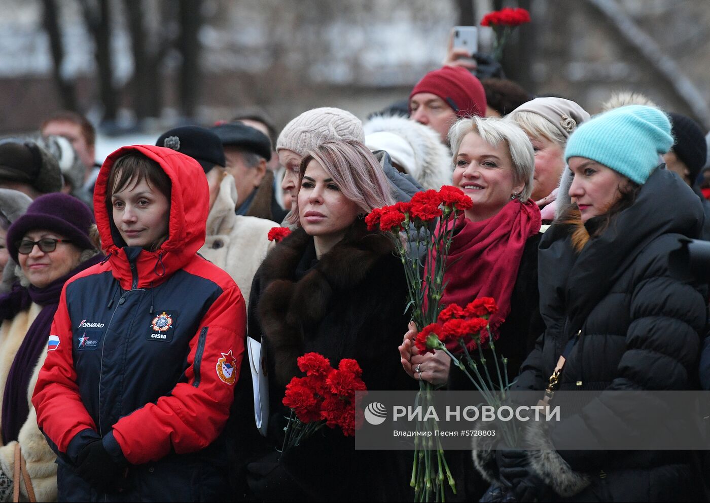 Открытие памятника заслуженному тренеру СССР А. В. Тарасову