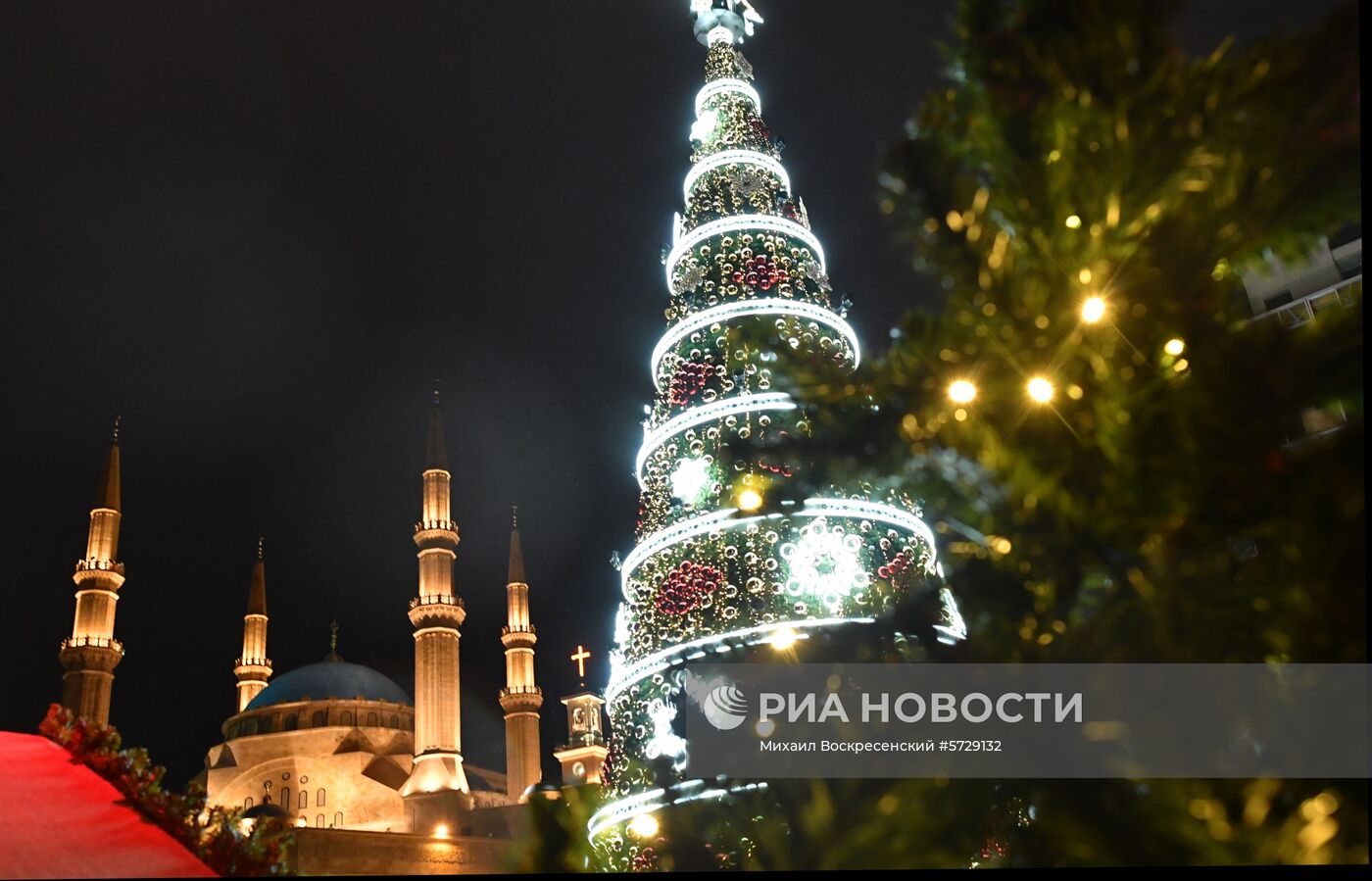 Рождественская ёлка в Бейруте