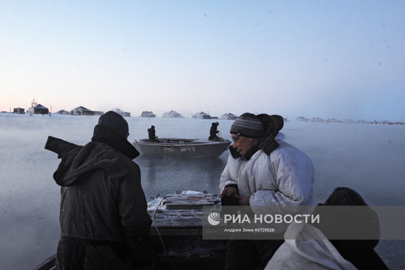 Зимняя охота на нерпу на Чукотке