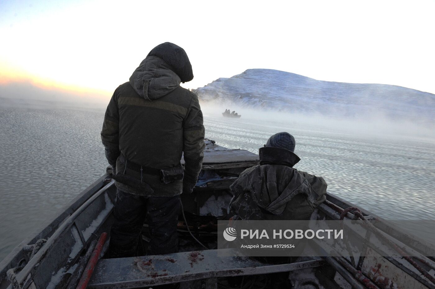 Зимняя охота на нерпу на Чукотке