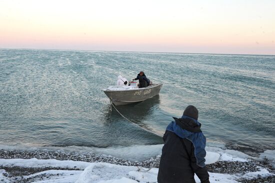 Зимняя охота на нерпу на Чукотке