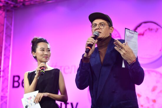 Вручение премии Glamour Best of Beauty